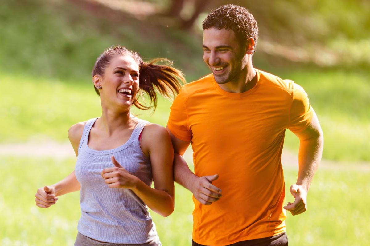 Why-B-Vitamins-Enhance-the-Benefits-of-Semaglutide-Balanced-Hormone-Health Patient learning about GLP-1 Plus treatment combining Semaglutide and B Vitamins for improved energy and weight loss